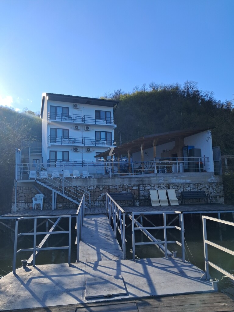 Casa din Golful Dunării