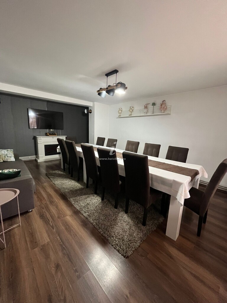 Camere de închiriat Casa Teodor