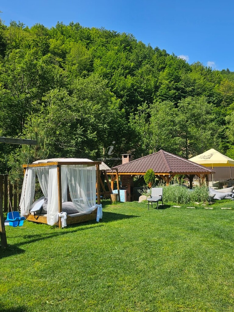 Cabana Denny