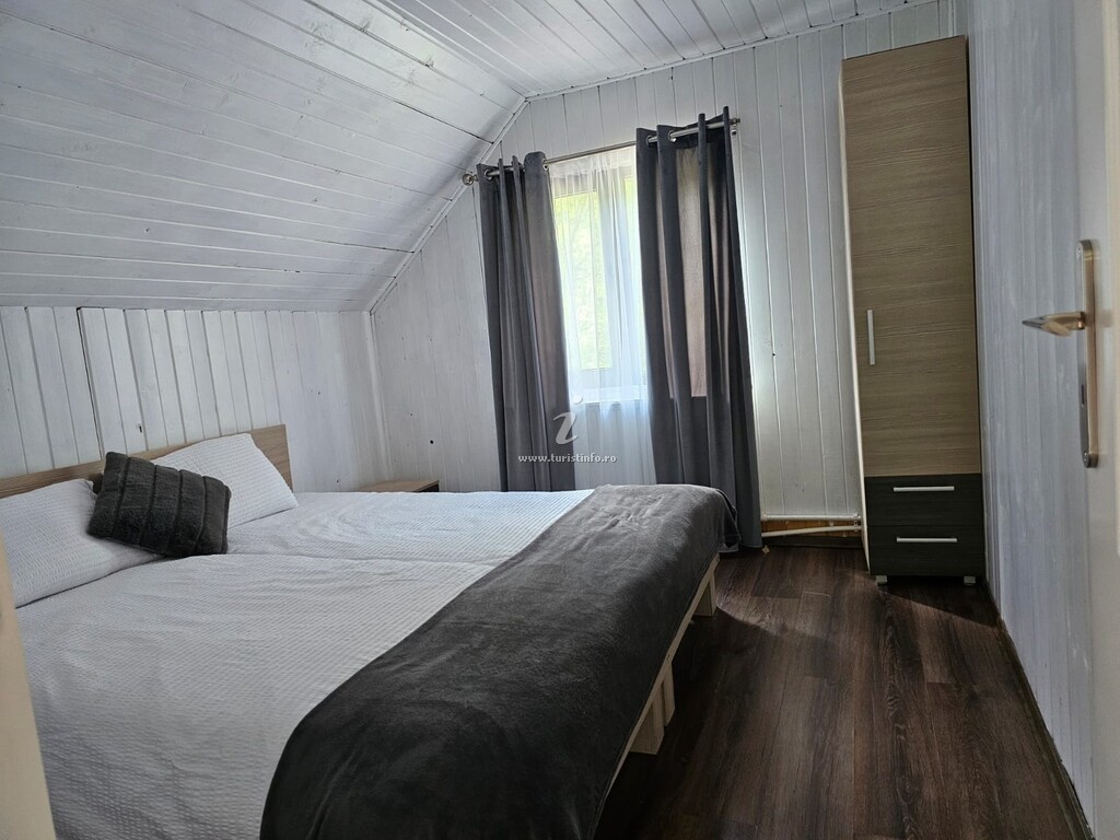 Cabana Denny