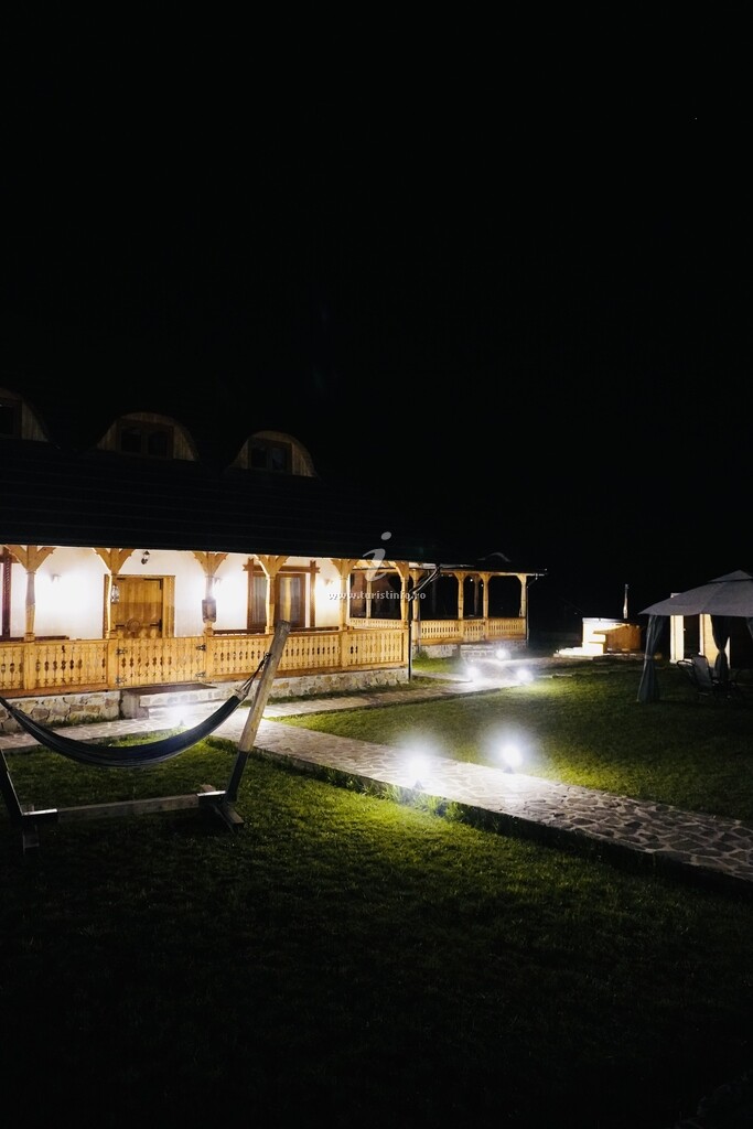 Pensiunea Casa Moroșanului