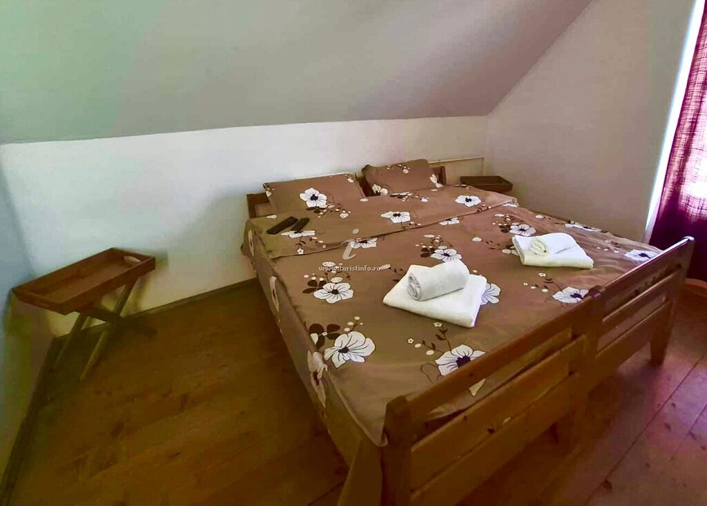 Pensiunea Agroturistică La Răscruce