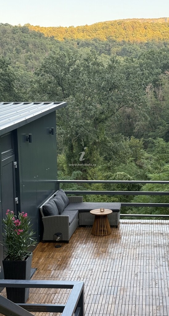 Cabana Nest House