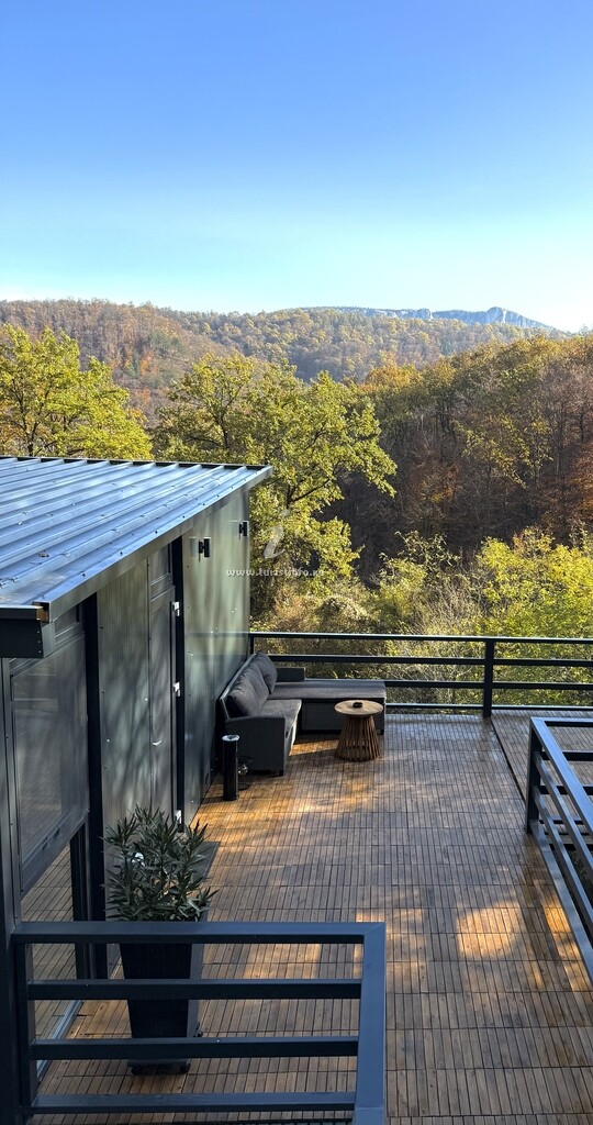 Cabana Nest House