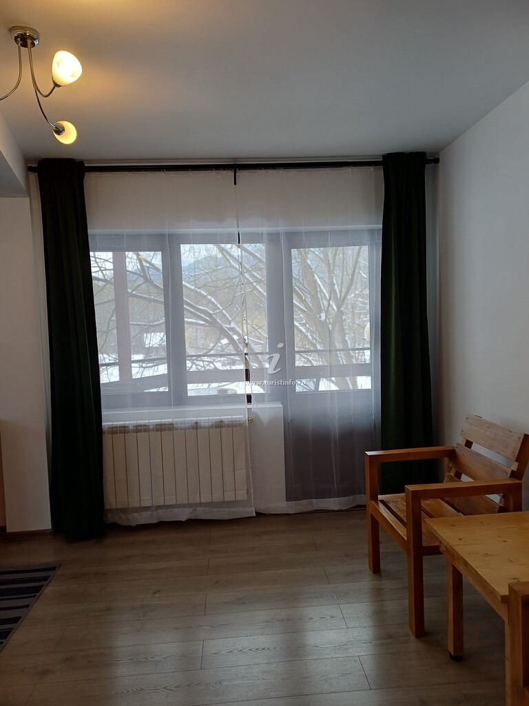 Casa de vacanță la Poalele Bucegilor