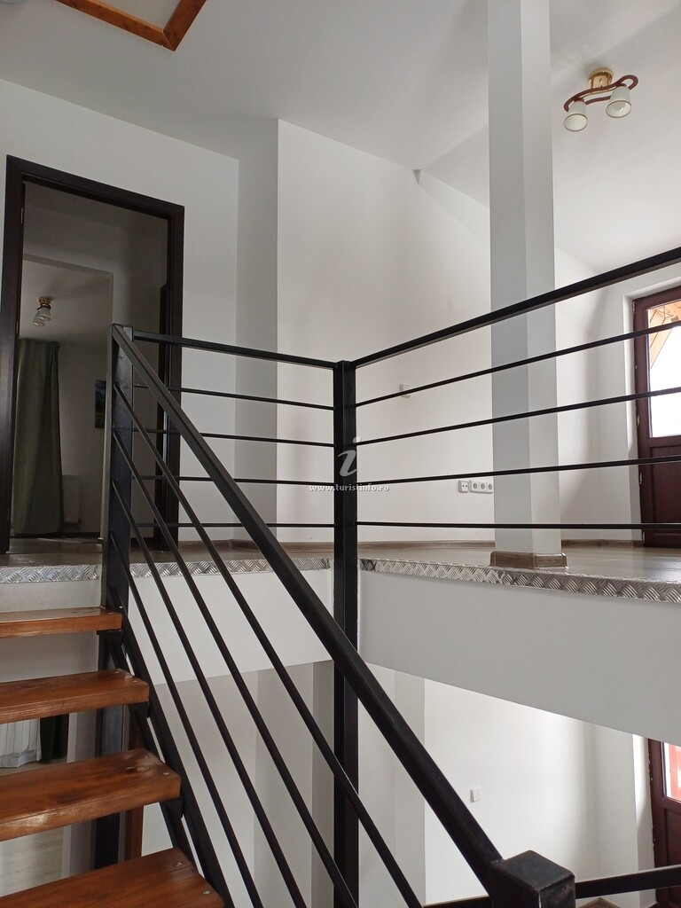 Casa de vacanță la Poalele Bucegilor