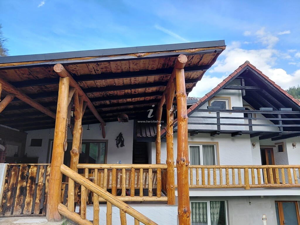 Pensiunea Casa de Sub Deal