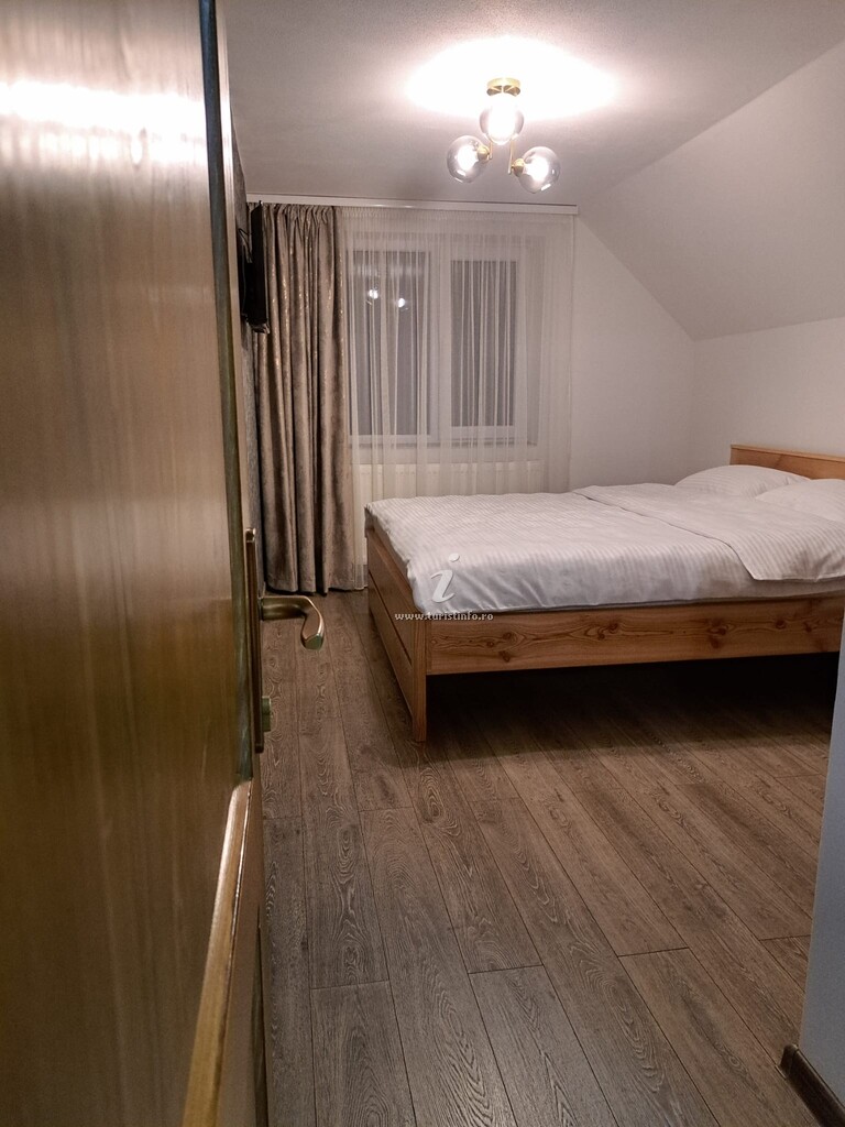 Pensiunea Casa de Sub Deal