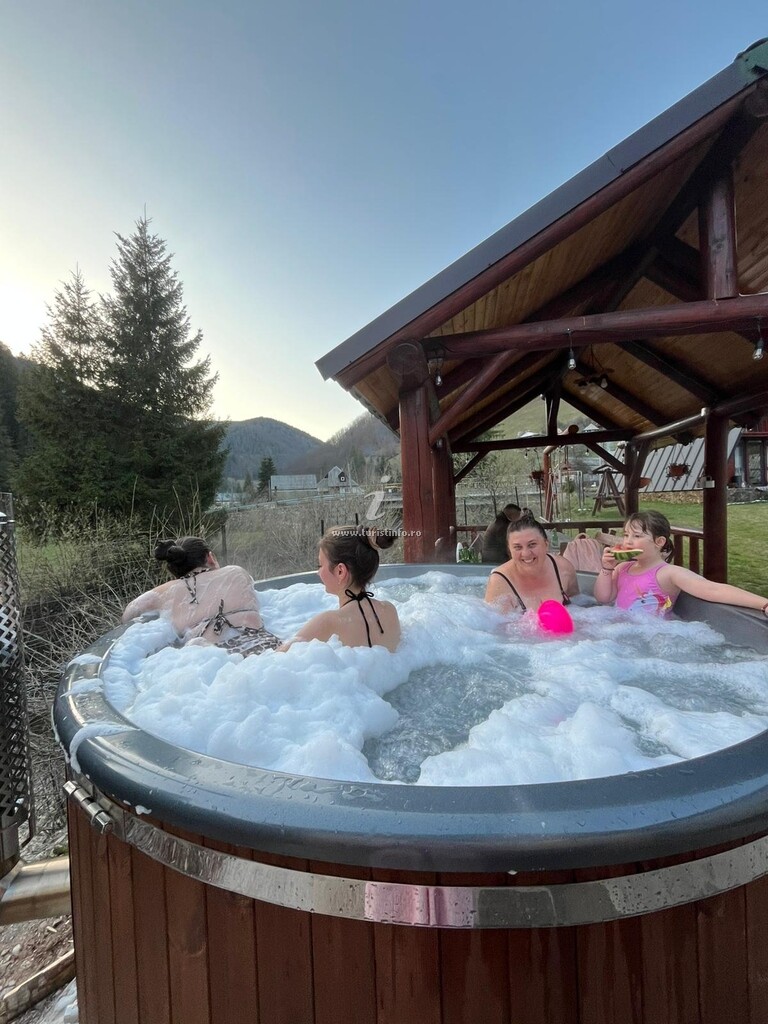 Cabana Acasă la Delia
