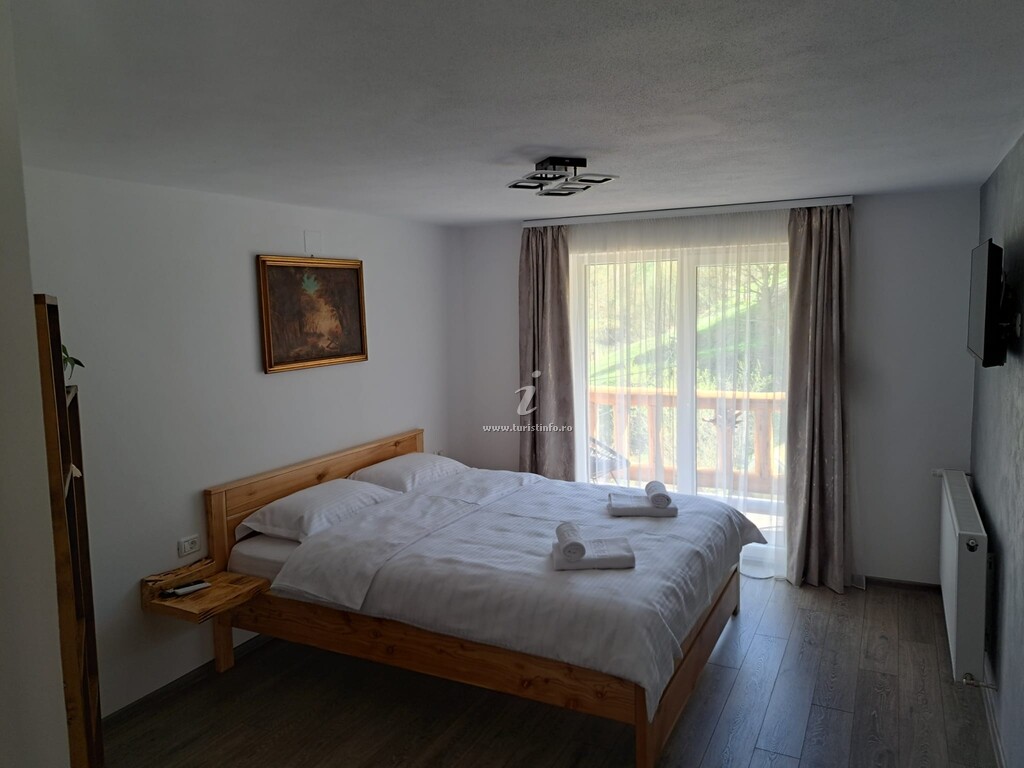 Pensiunea Casa de Sub Deal