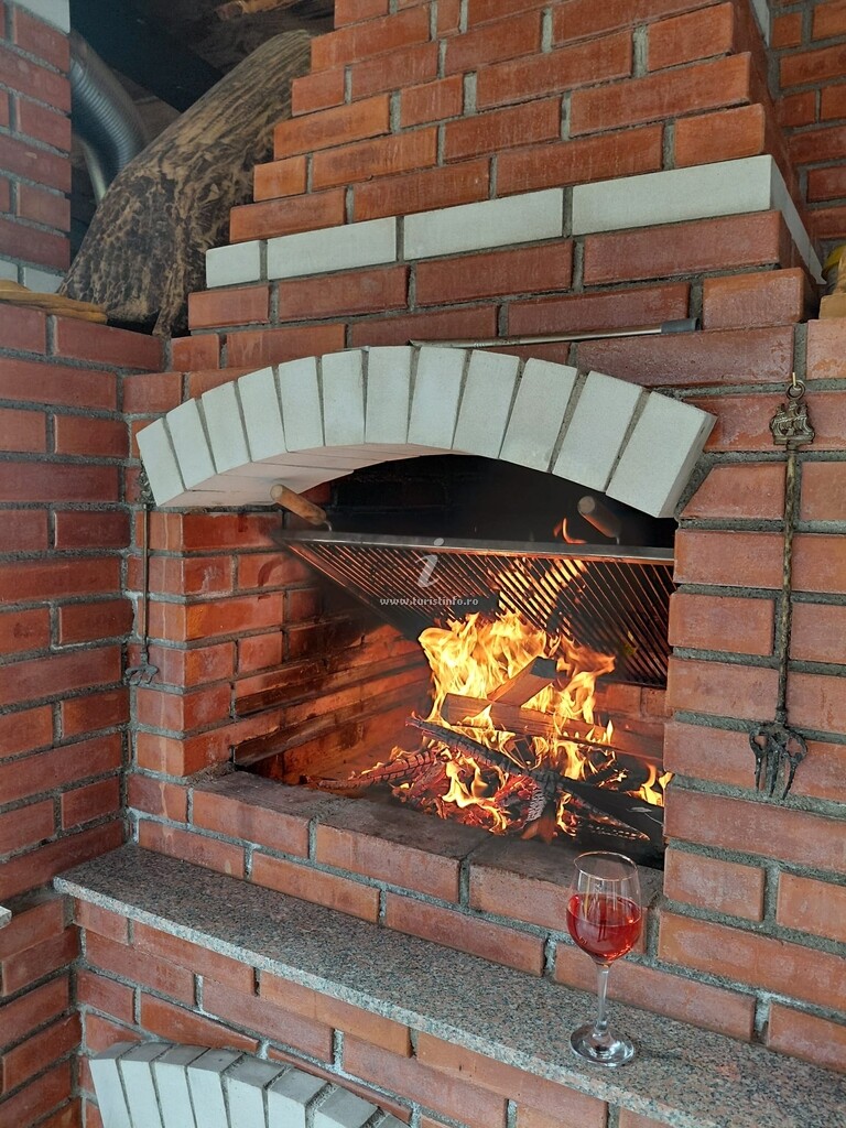 Pensiunea Casa de Sub Deal