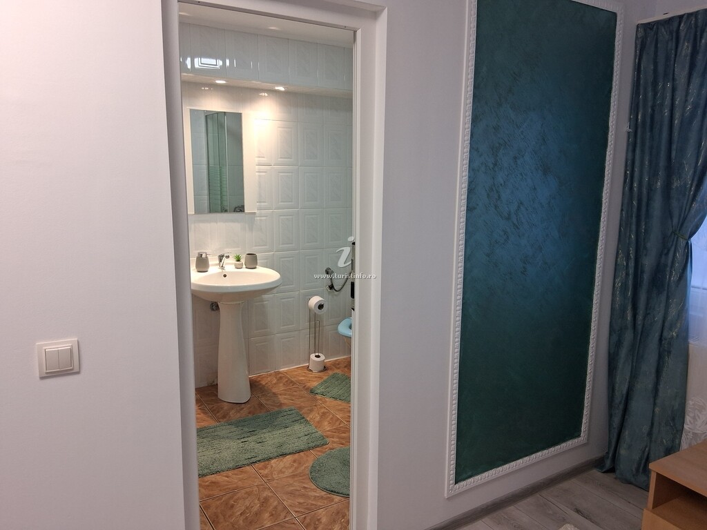 Camere de închiriat Căldură Rodica