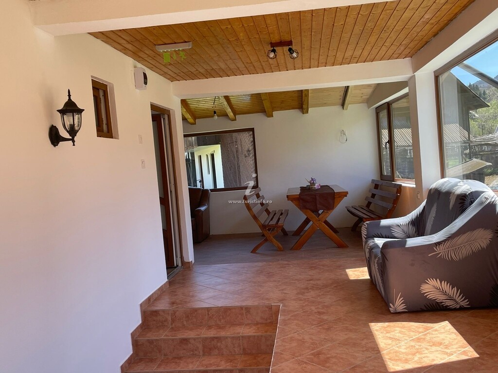 Casa Larisa