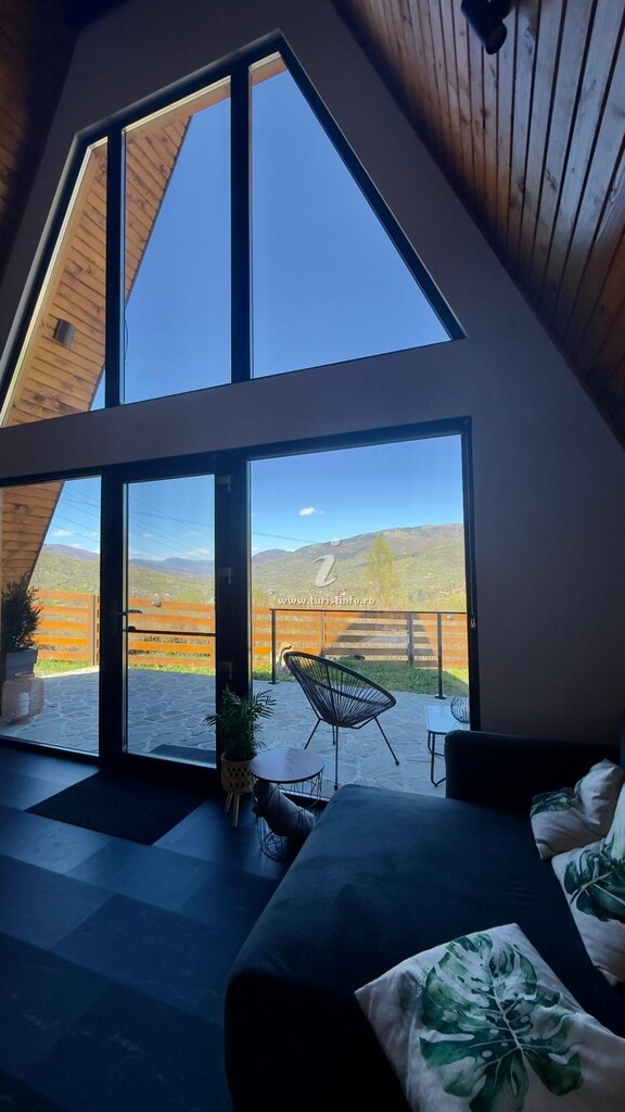 A-frame Bâzz