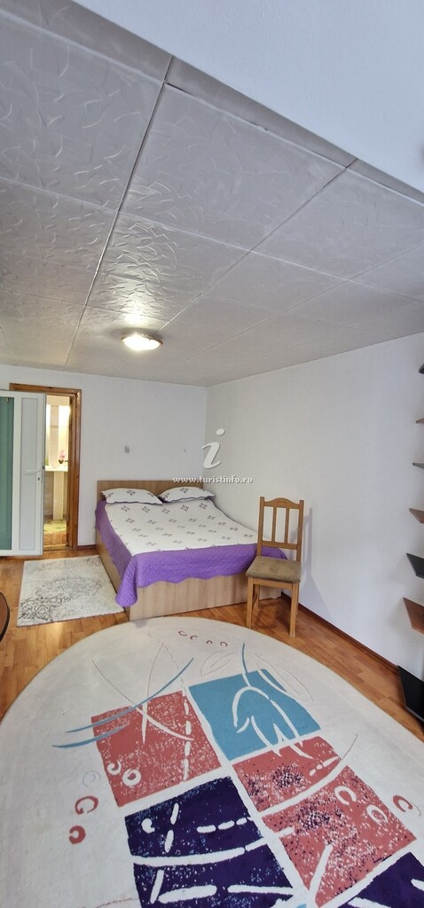 Camere de închiriat Căldură Rodica