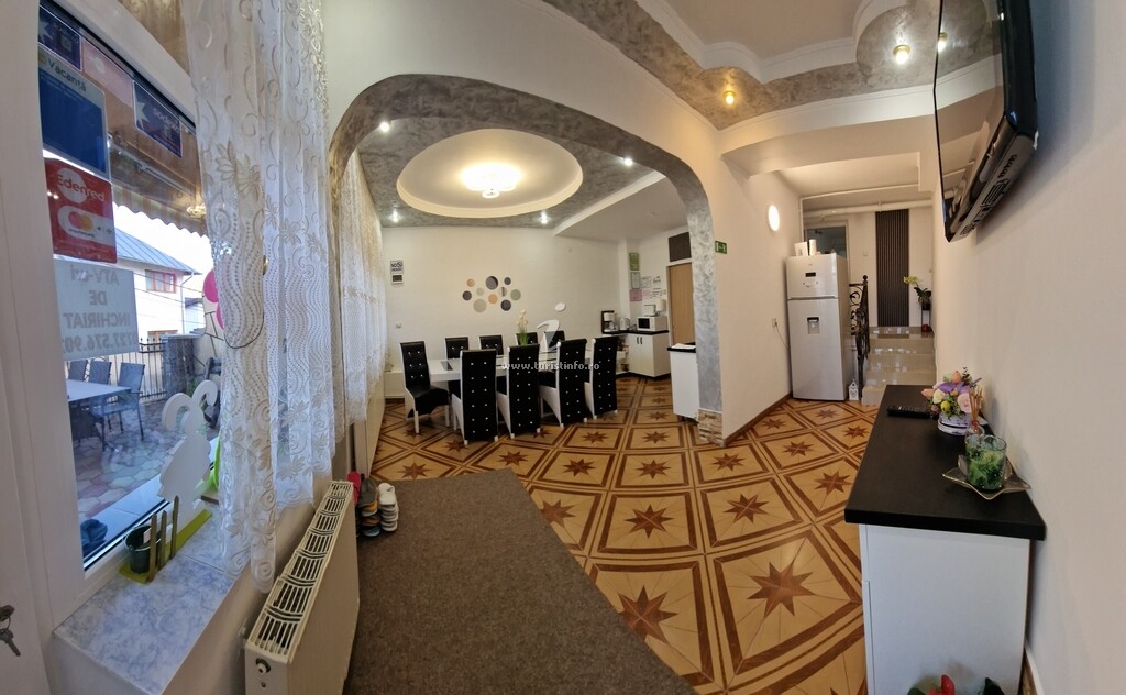 Camere de închiriat Căldură Rodica