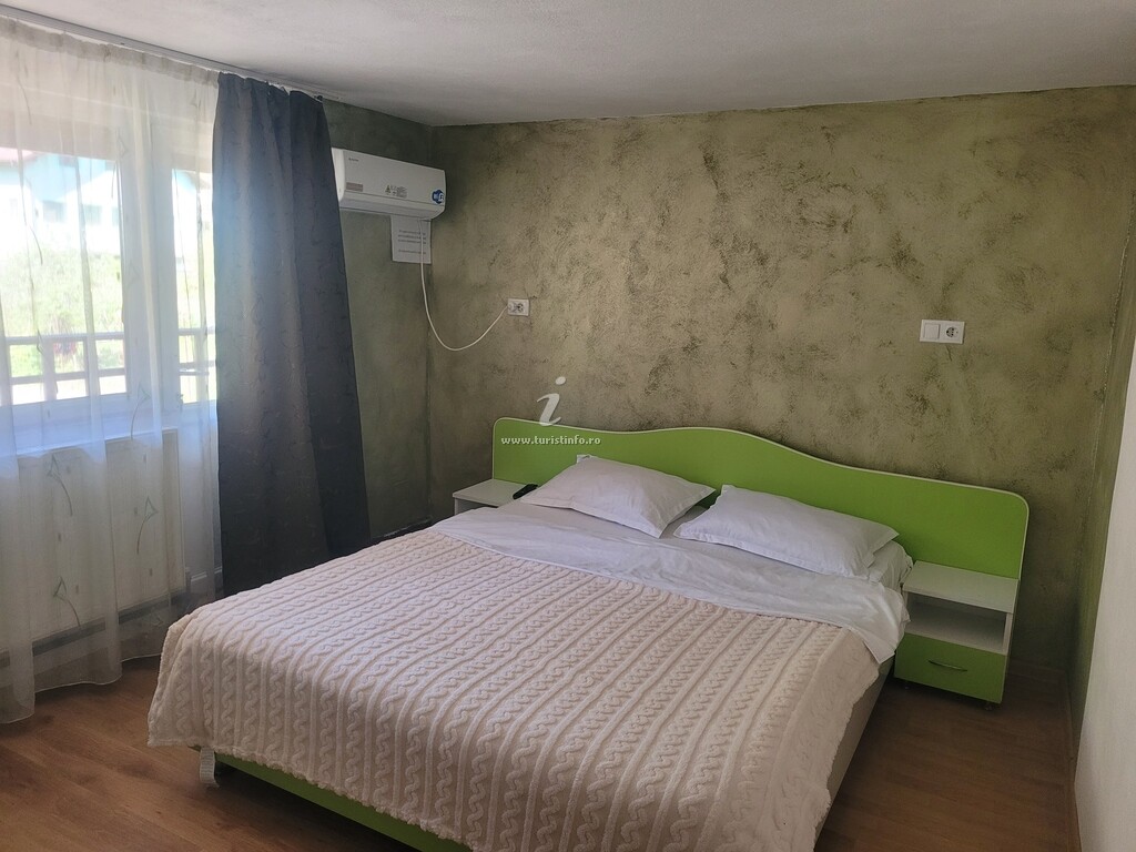 Casa Leo și Georgiana