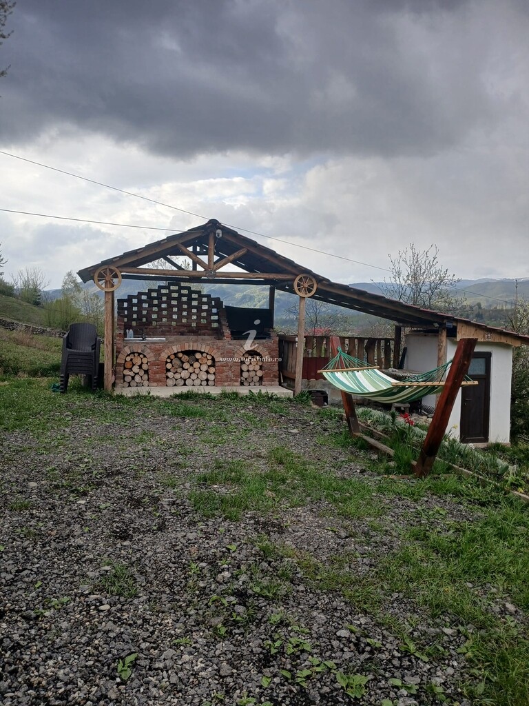 Sus la Căsuță