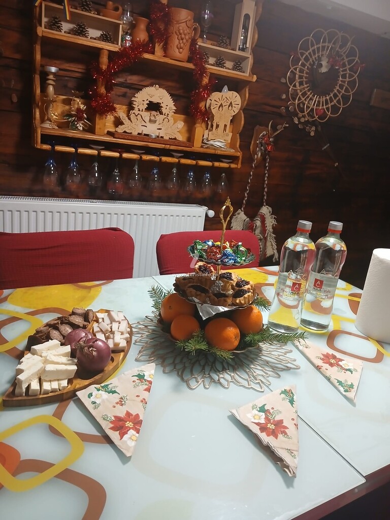 Sus la Căsuță