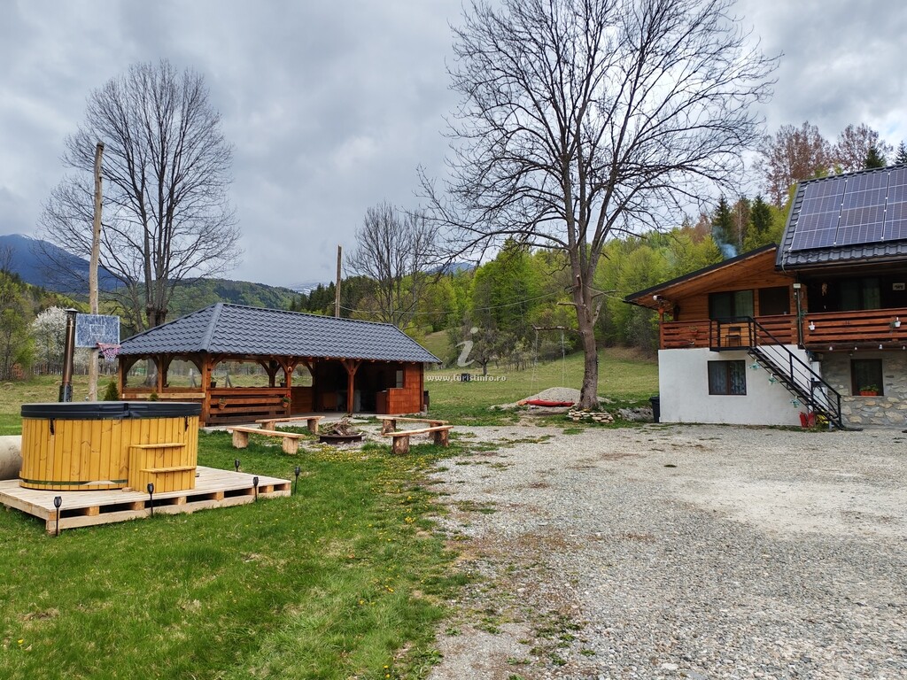 Casa de vacanță Mira