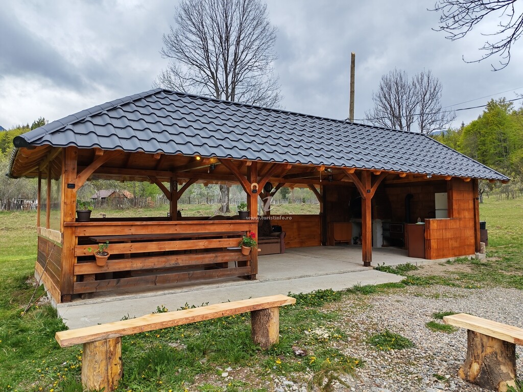 Casa de vacanță Mira