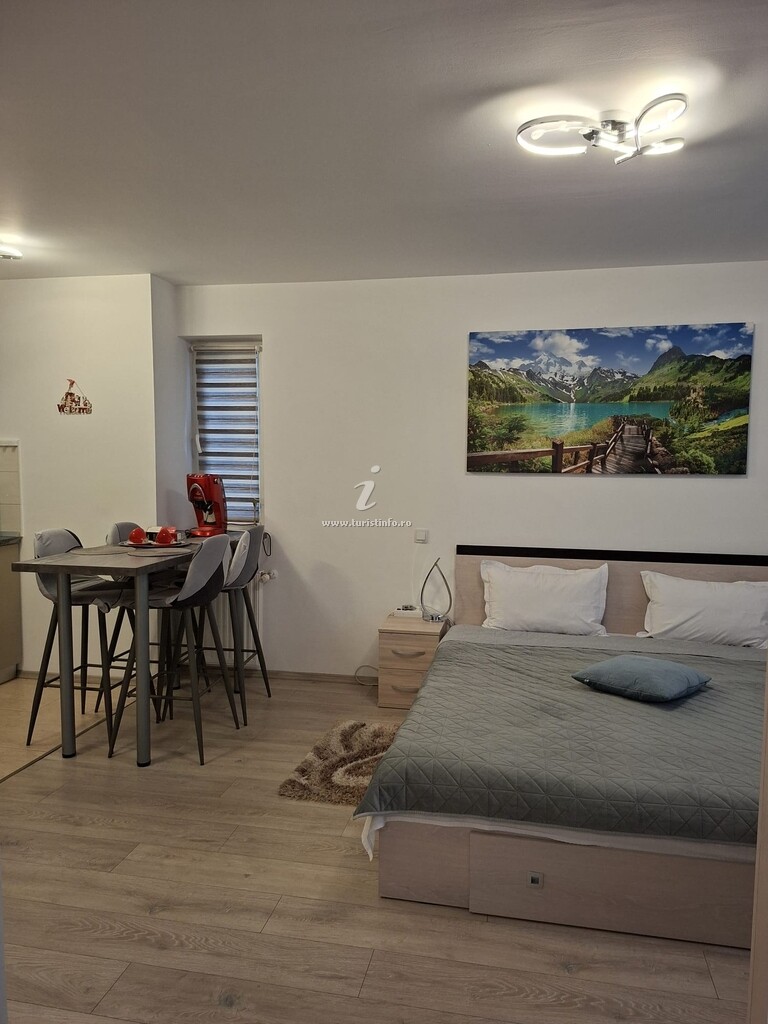 Apartament C&C