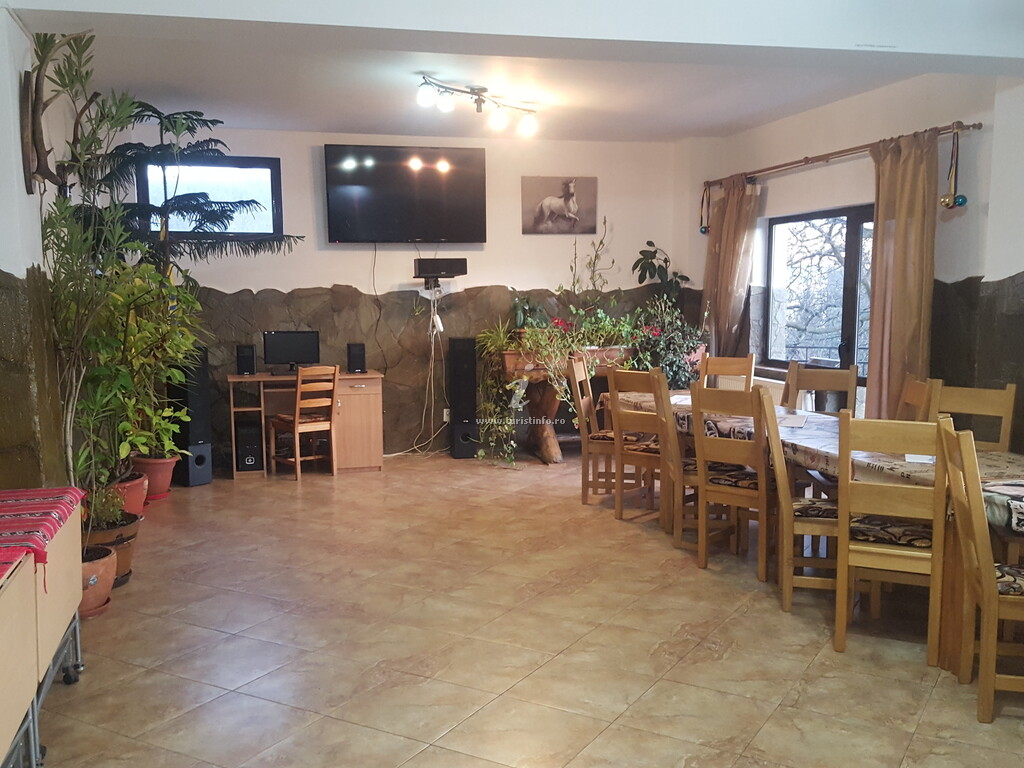 Pensiunea Top Demac