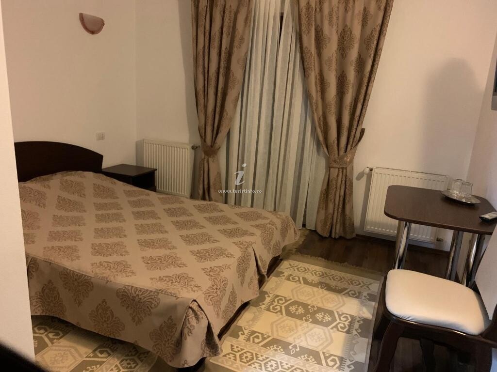 Camere de închiriat Pietrosul