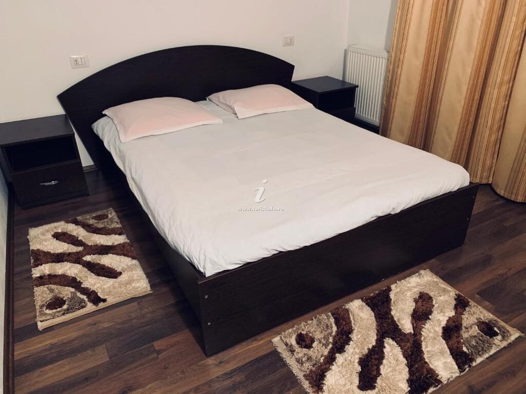 Camere de închiriat Pietrosul