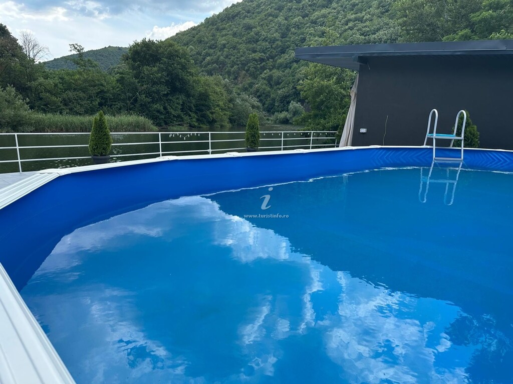 Casa Ricky House