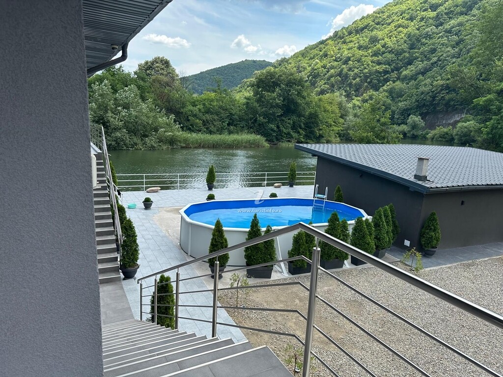Casa Ricky House