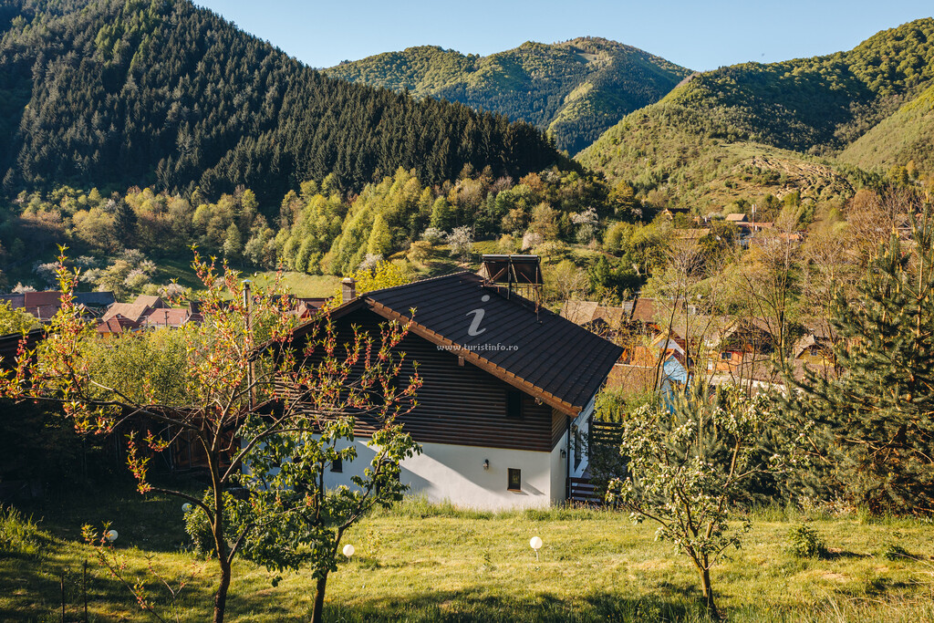 Vila Grădina de sub Soare