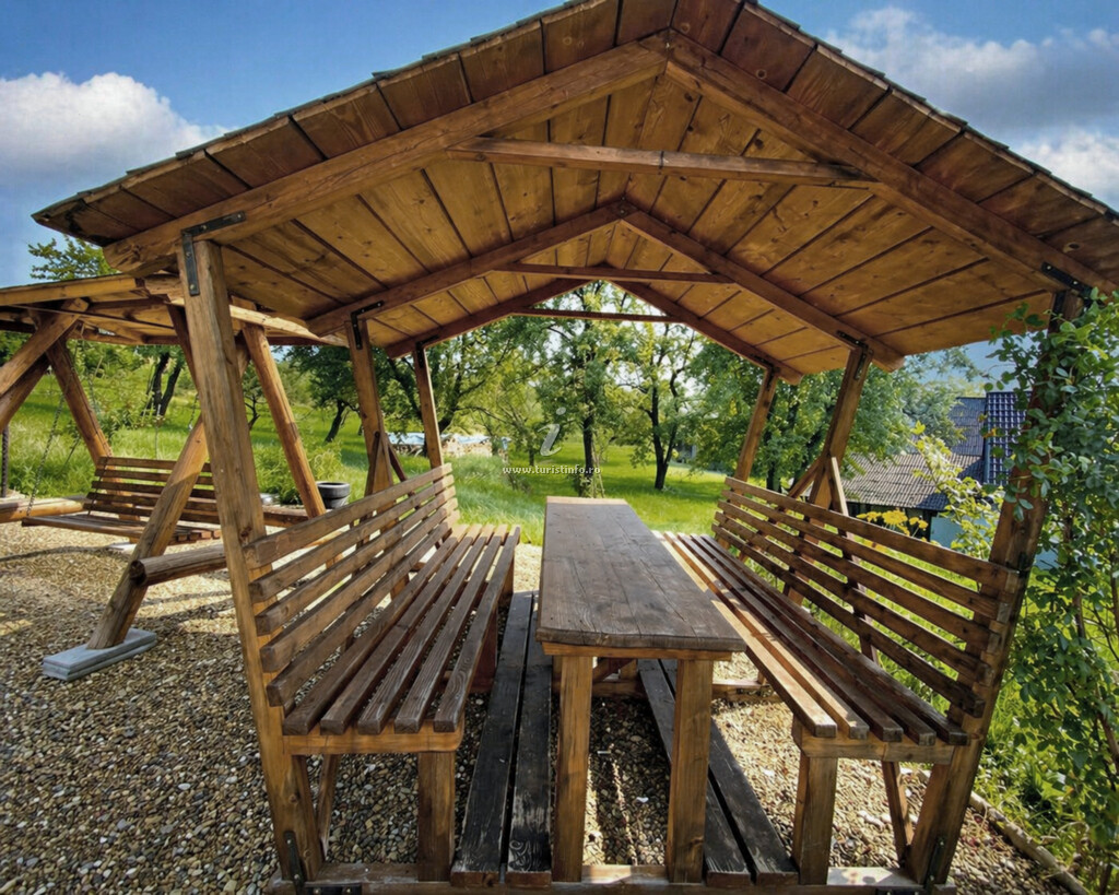 Pensiunea Agroturistică Casa Bucovineană