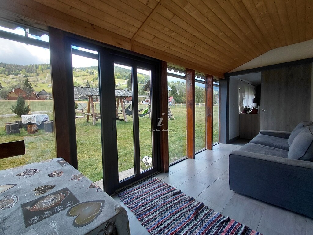 Casa de vacanță Acasă La Noi