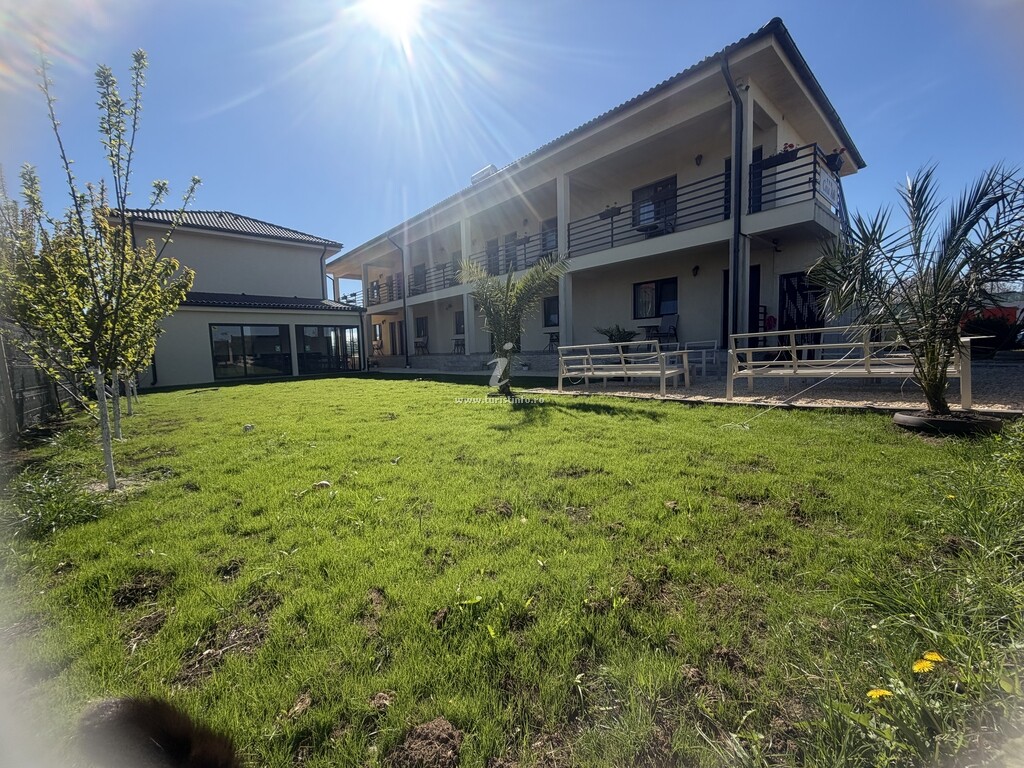 Casa Adi
