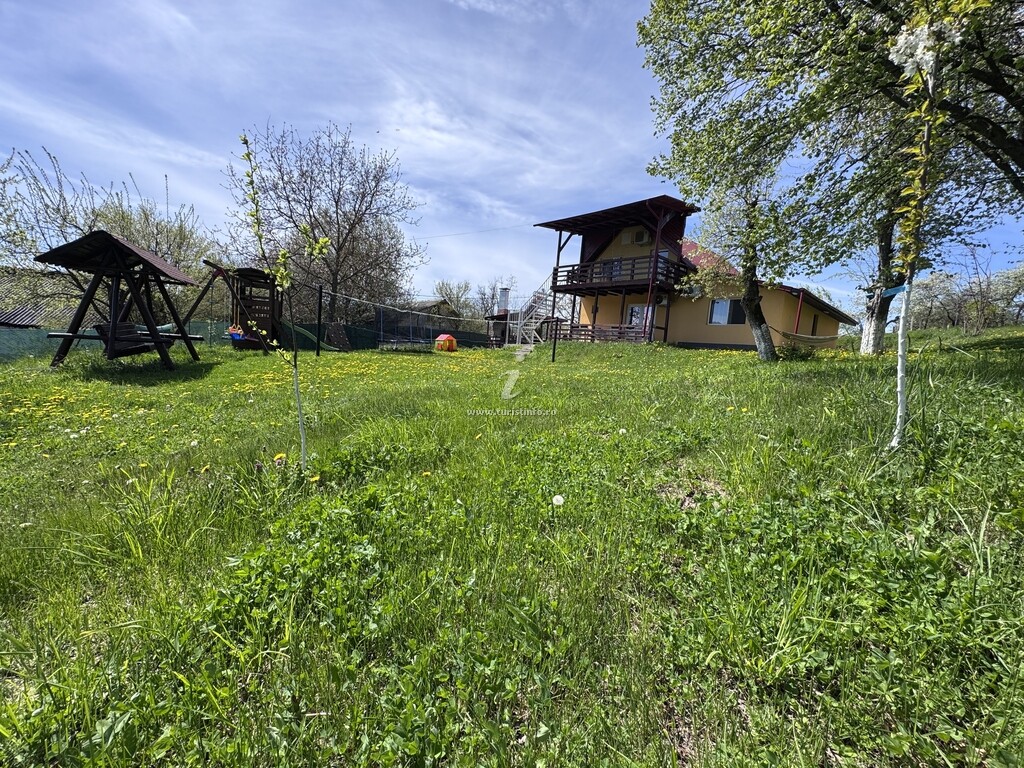 Pensiunea Valea Veverițelor