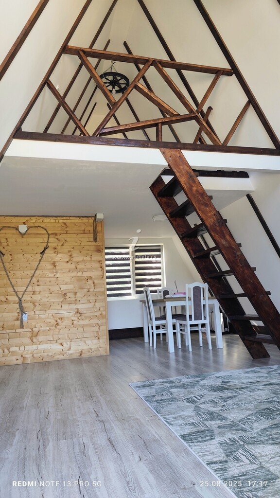A-frame Yra