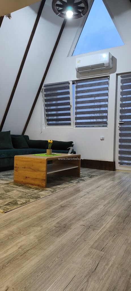 A-frame Yra
