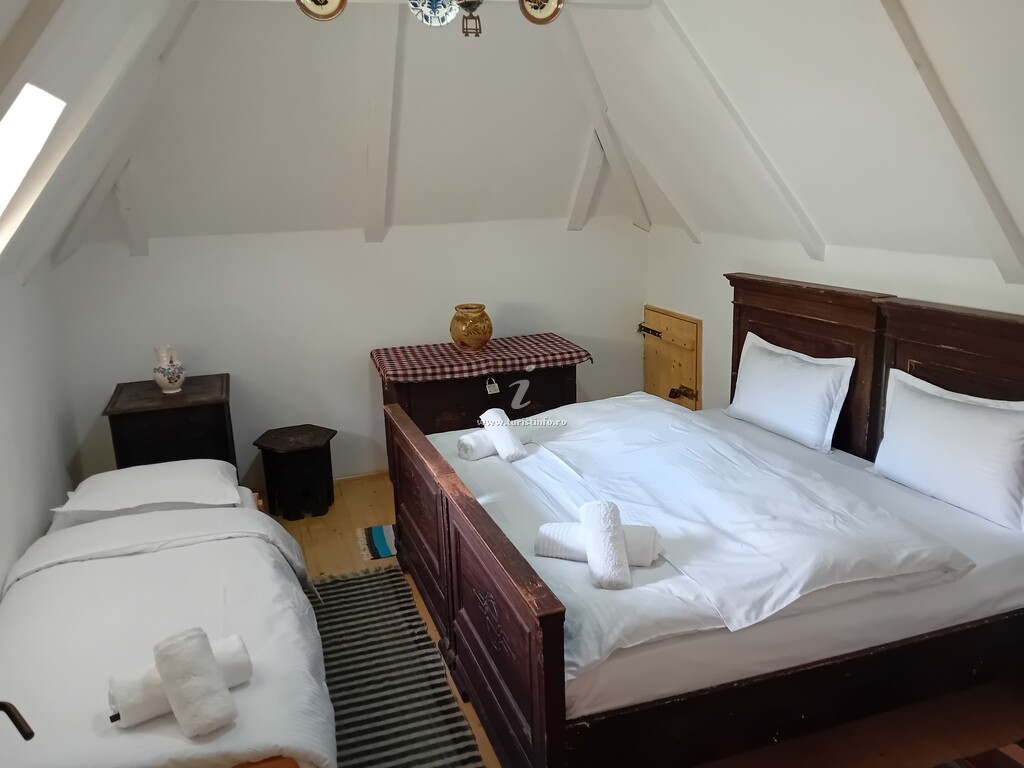Casa Bunicilor Retezat
