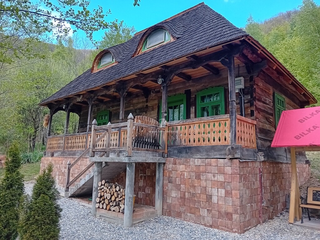 Casa Bunicilor Retezat
