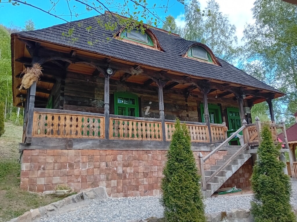 Casa Bunicilor Retezat