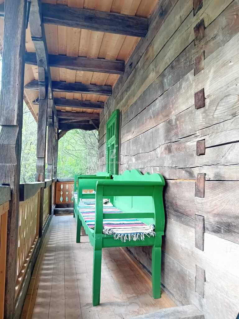 Casa Bunicilor Retezat