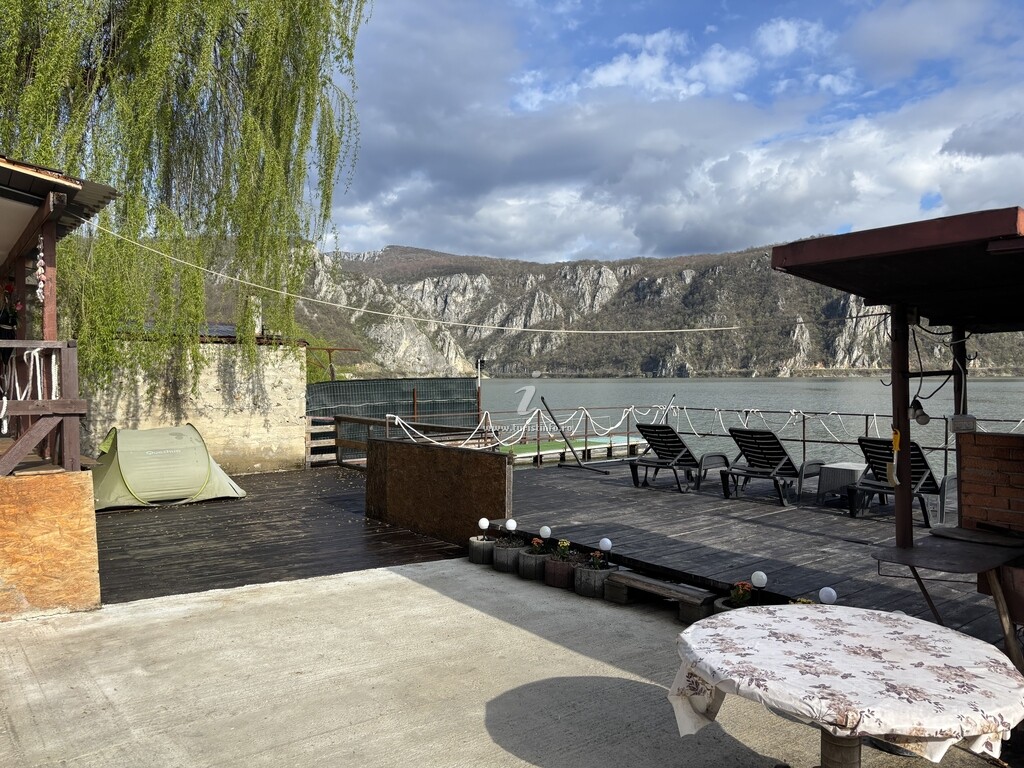 Casa Pui de Urs