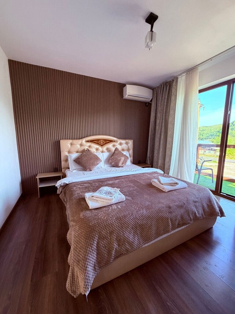 Pensiunea Casa  Creța
