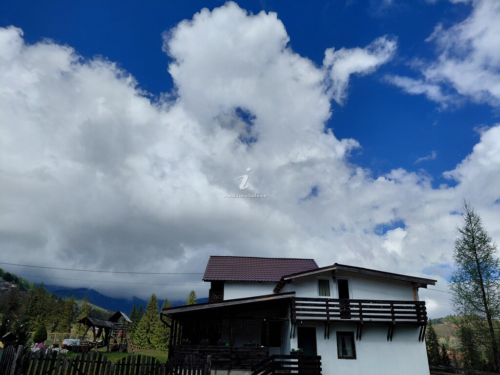 Casa de vacanță Acasă La Noi
