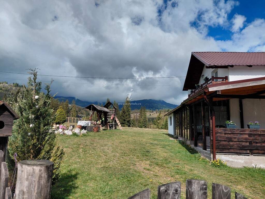 Casa de vacanță Acasă La Noi