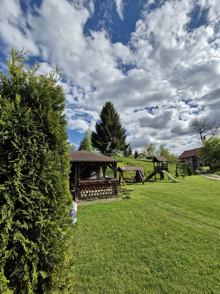 Camere de închiriat Casa Poenița cu Noroc