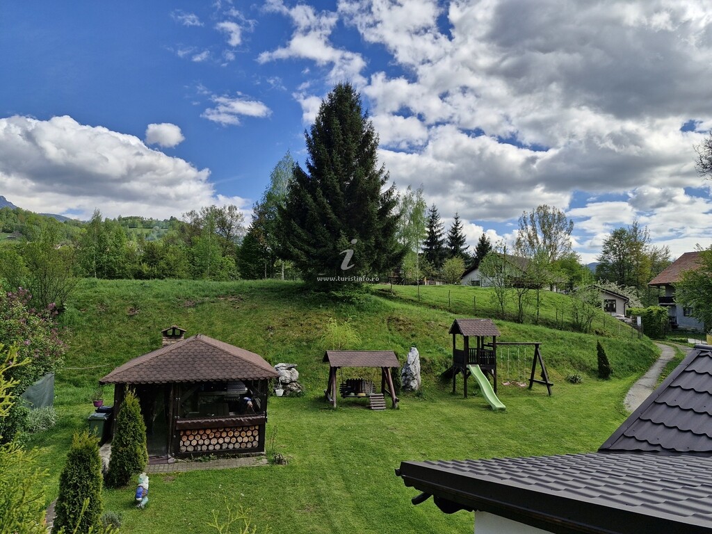Camere de închiriat Casa Poenița cu Noroc