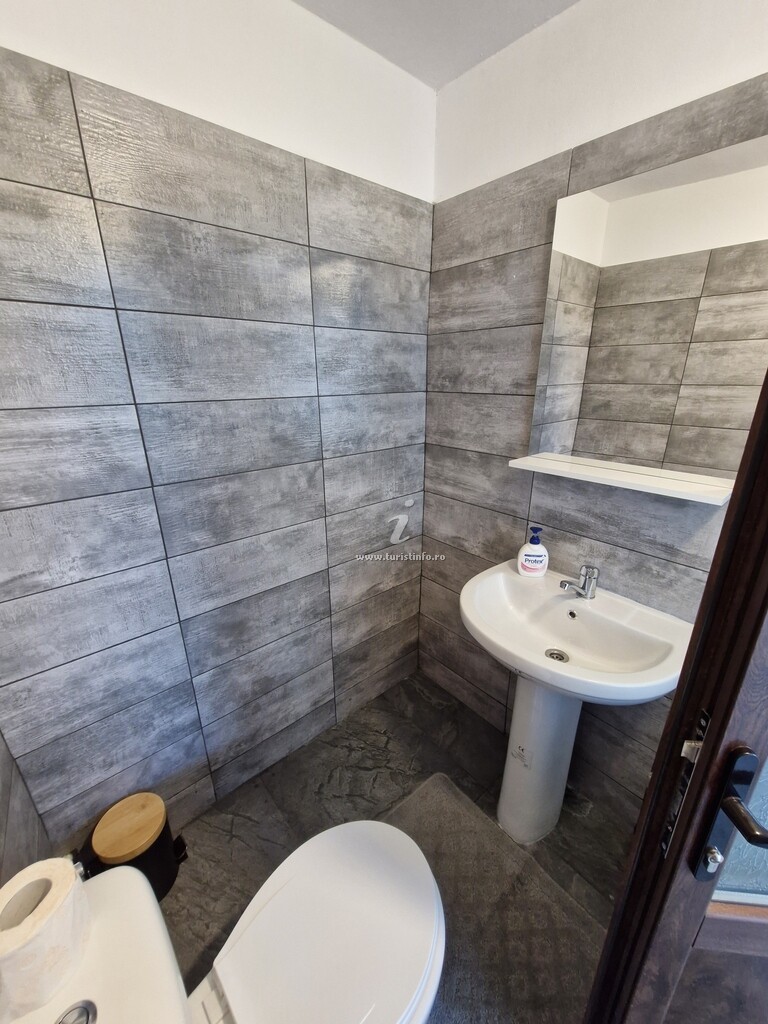 Camere de închiriat Casa Poenița cu Noroc