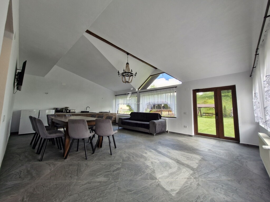 Camere de închiriat Casa Poenița cu Noroc